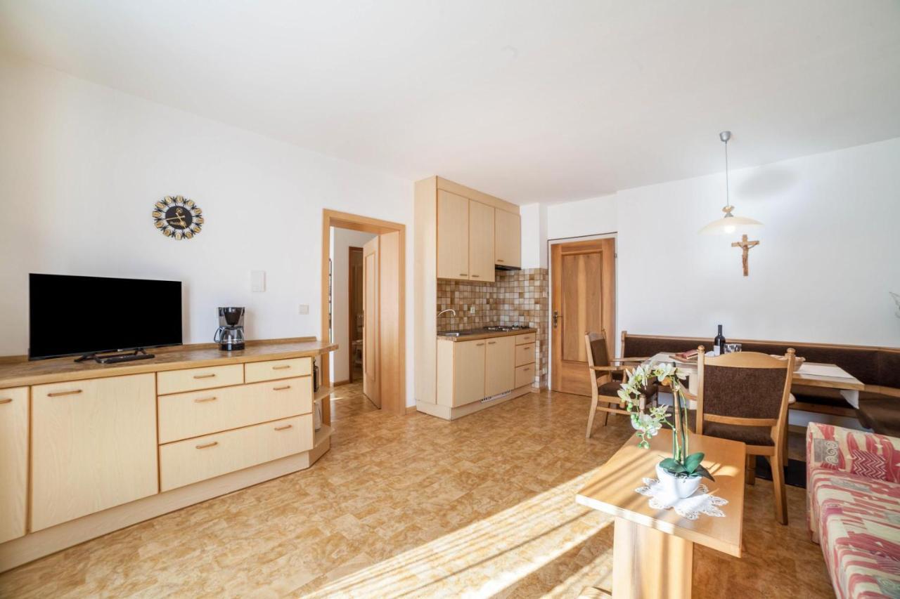Residence Pichler Apartment 2 Sankt Leonhard in Passeier Buitenkant foto