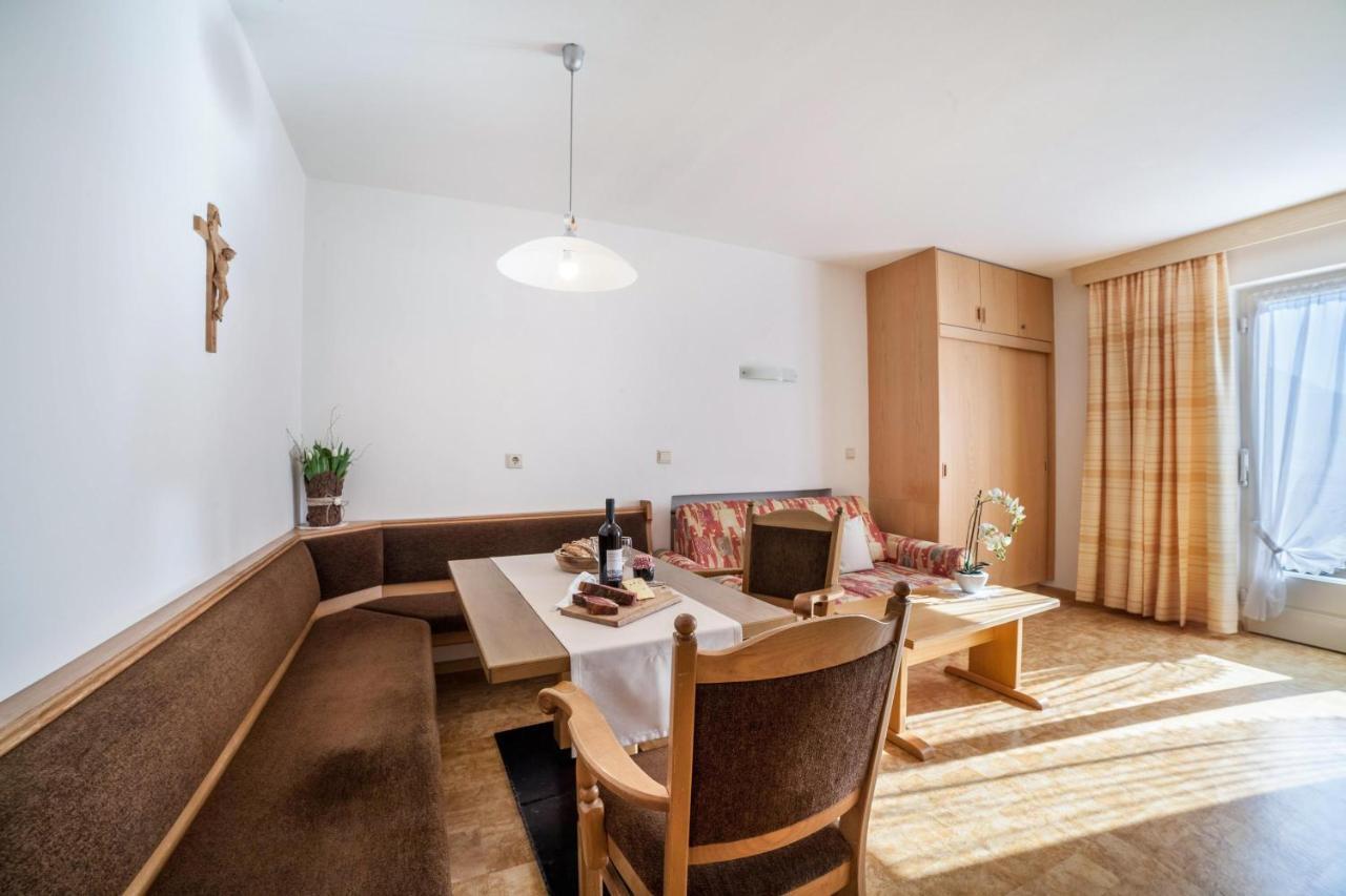 Residence Pichler Apartment 2 Sankt Leonhard in Passeier Buitenkant foto