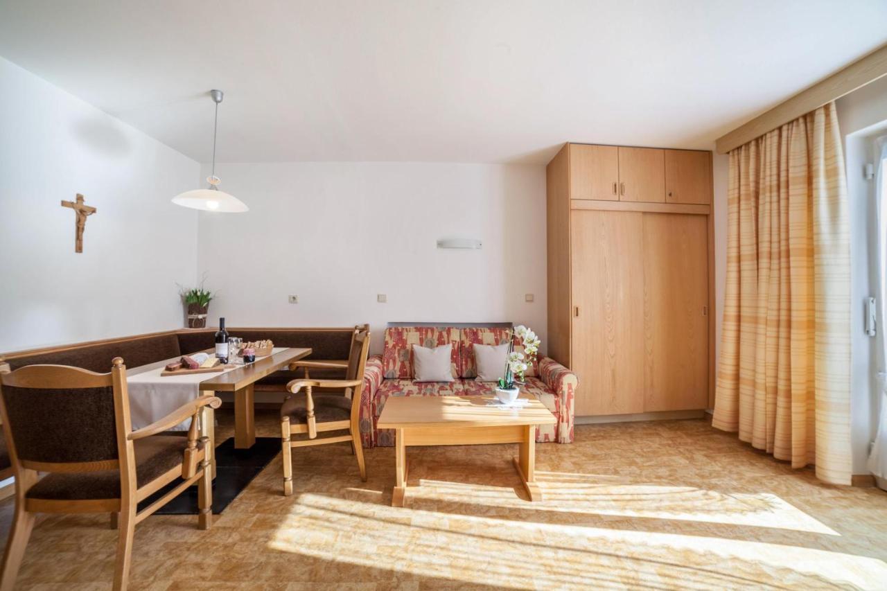 Residence Pichler Apartment 2 Sankt Leonhard in Passeier Buitenkant foto